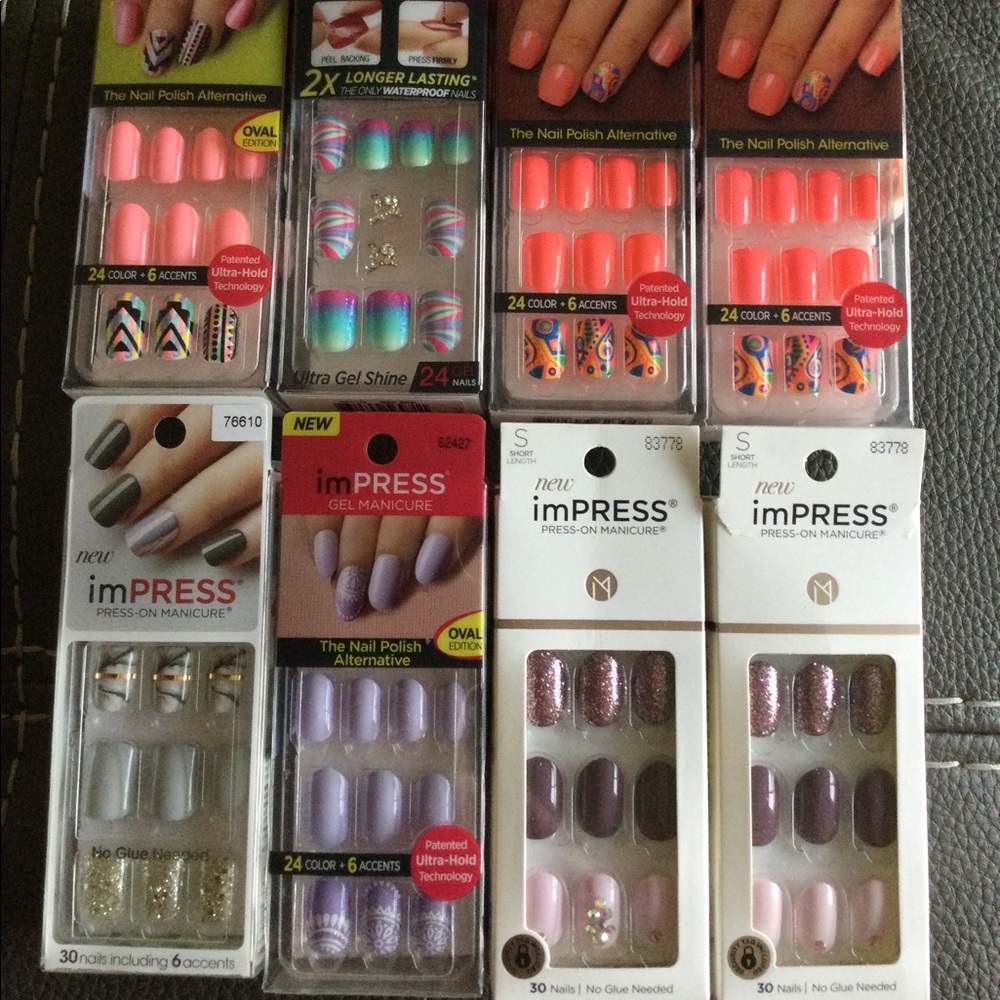 NEW Kiss Nails - 8 Sets